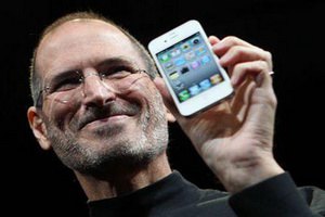 В США начали продавать iPhone 4