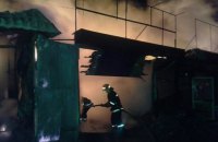 На Демеевском рынке в Киеве ночью сгорели восемь ларьков