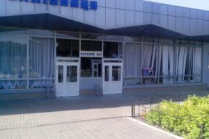 В Донецке горел аэропорт, а в Макеевке обстреляли вокзал 