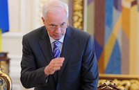 Азаров улетел в Ливан 