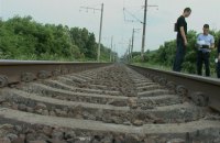 В Киеве поезд переехал молодого мужчину