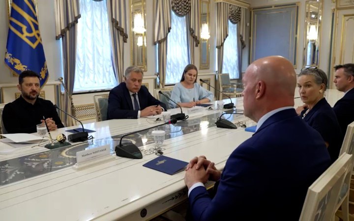 Зеленський зустрівся з послом США при НАТО Метью Вітакером