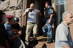 Яценюк хочет знать о роли Клюева, Захарченко и Януковича в событиях в Киевсовете