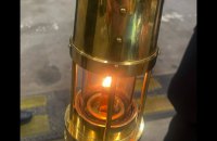 До України прибув Благодатний вогонь 