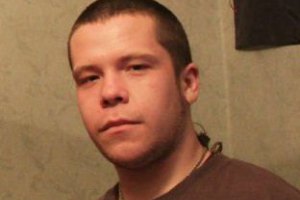 В Севастополе милиция избила и задержала националиста, который рисовал Януковича с простреленной головой
