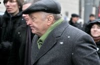 Янукович вернется в Украину к 1 мая, - Жириновский 
