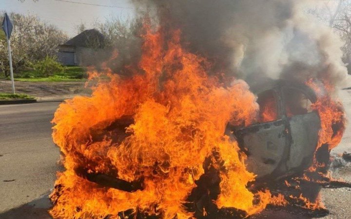 Російські окупанти атакували цивільне авто на Запоріжжі