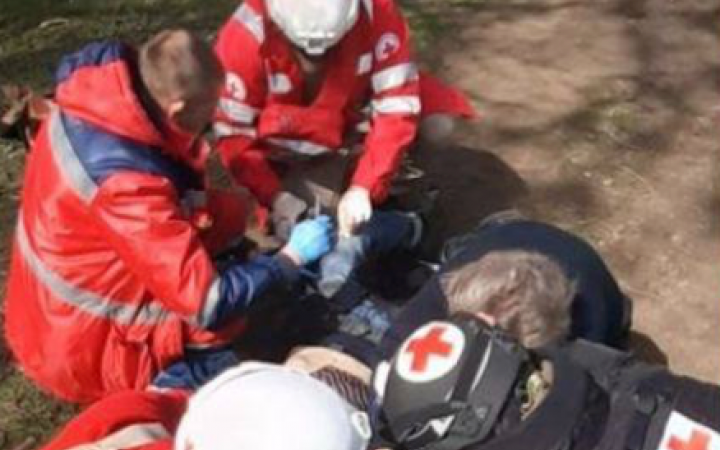 В Николаеве враг обстрелял кассетными боеприпасами жилые кварталы, пострадали мирные жители (обновлено)