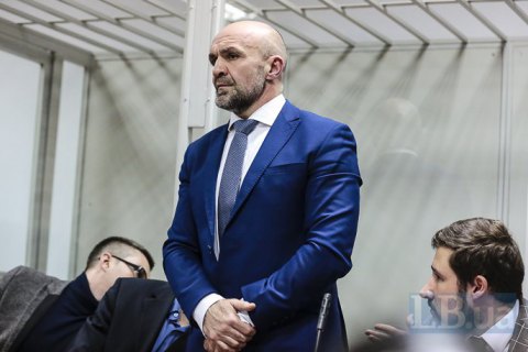 Суд отстранил главу Херсонского облсовета Мангера от должности