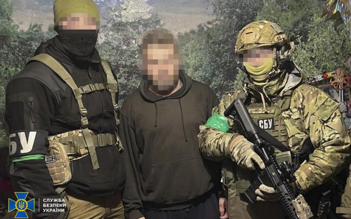 СБУ затримала ще двох колаборантів, які допомагали окупантам на Харківщині та Донеччині