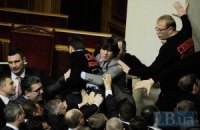 Партия регионов попросила "тарзанов" в Раде "не вопить"