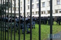 Милиция предупредила, что готовится разгонять митинг под ЦИКом