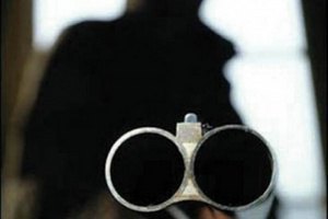 В Киеве владелец ювелирного магазина застрелил грабителя