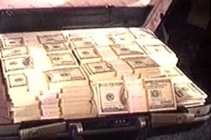 70-летний сомалийский пират отказался от свадьбы с 13-летней пленницей за три миллиона долларов