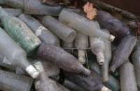 Нардеп хоче заборонити здавати порожні пляшки