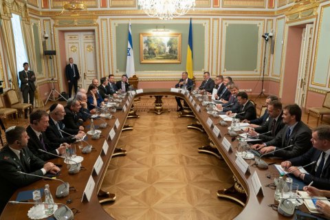 Аваков обсудил с Нетаньяху проблему пересечения украинцами израильской границы