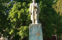 В Україні знову знайшли три пам'ятника Леніну