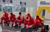 Українські моряки із затонулого судна "Волго Балт 179" прибули в порт Констанци