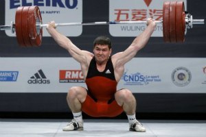 Украина потеряла крымских тяжелоатлетов