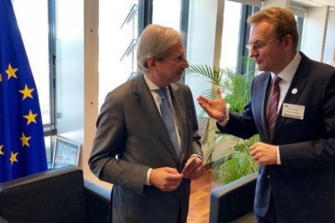Садовый предложил в Брюсселе привлечь европейцев к управлению украинской ГТС