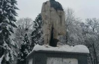 В Стрые неизвестные отбили голову бронзовому памятнику Тарасу Шевченко