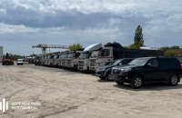 ДБР передало ЗСУ 17 автомобілів родичів Медведчука і Козака вартістю понад $1 млн