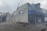У Павлограді російський "шахед" знищив склад чипсів та сухариків