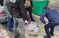 Прикордонника підозрюють в отриманні $800 хабара за контрабанду