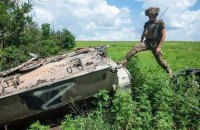Минулої доби російська армія втратила 150 військових, п’ять танків і три гелікоптери