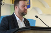 Член виконкому УАФ закликав керівництво рівненського "Вереса" прибрати з емблеми клубу букву V