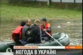 Непогода обесточила 4 области Украины 