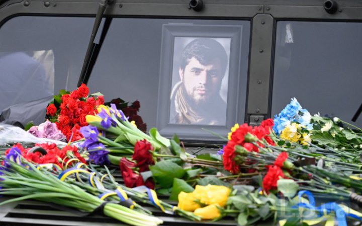 Кличко відповів на петицію про перейменування вулиці на честь Дмитра Коцюбайла