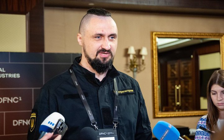 Україна починає працювати над виробництвом гаубиць із британською компанією, – Камишін