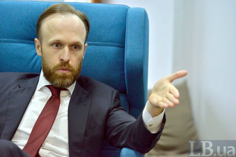 Припинити повноваження суддів КС дуже проблематично, - заступник голови АП
