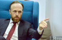 Прекратить полномочия судей КС очень проблематично, - замглавы АП