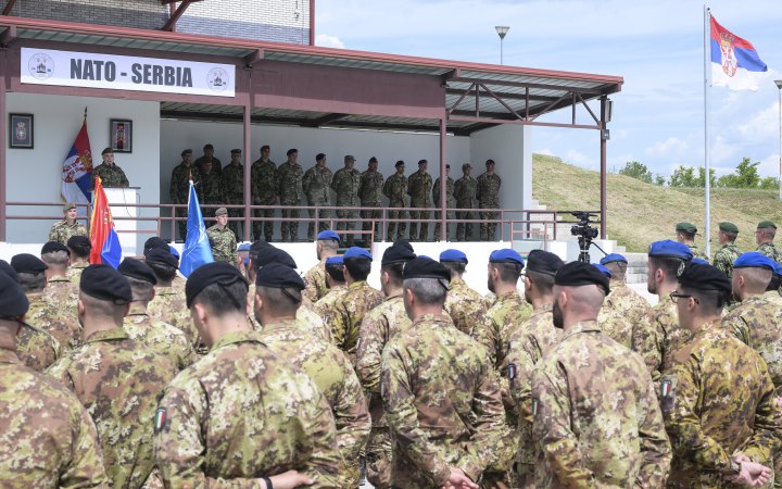 Сербія вперше проводить спільні військові навчання з НАТО