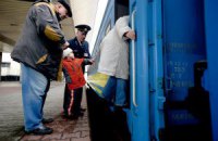 ​"Укрзализныця" предлагает пассажирам путешествовать вместе с автомобилем