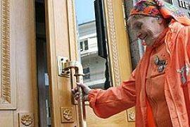 Баба Параска рассказала, что ее используют на митингах совершенно бесплатно