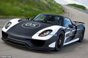 Porsche представил экономичный спорткар
