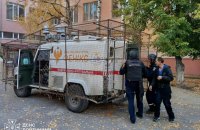 На Донеччині рятувальники евакуювали з небезпечних територій 17 людей, серед них – дитина