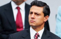 Президент Мексики скасував візит у США через суперечку про стіну