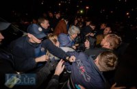 Киевская полиция открыла производство после драки возле стройки на Ревуцкого