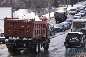 Движение на всех дорогах Украины возобновлено, - Вилкул