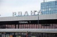 Чехи против аэропорта имени Гавела