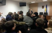 В суде над фигурантами дела о теракте под Радой произошли столкновения (обновлено)