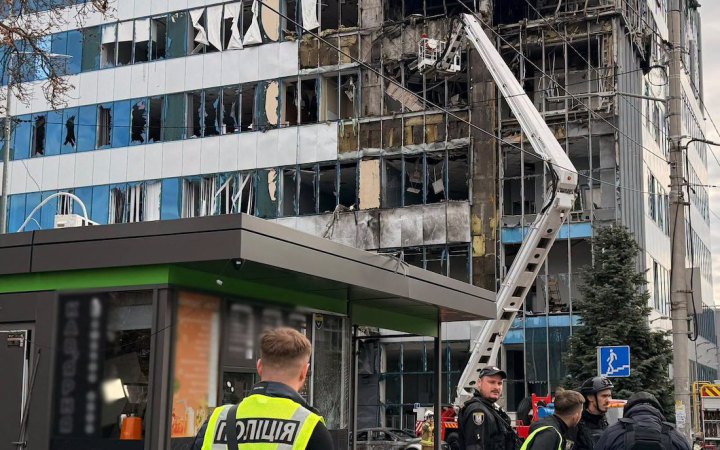 Головне за п’ятницю, 25 вересня: майже 170 боєзіткнень, дроновий терор Києва та Київщини, гуманітарна криза в Олешках 