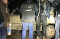В Николаеве задержали двух патрульных из-за торговли марихуаной 