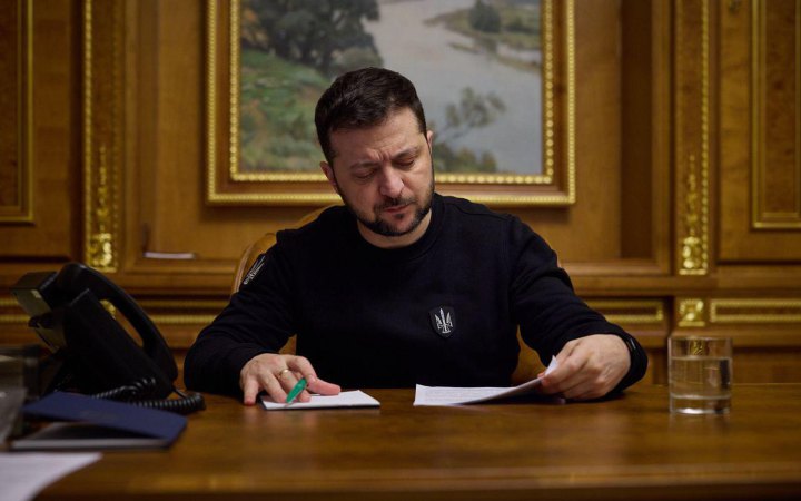 Зеленський і Шольц обговорили розширення оборонної підтримки