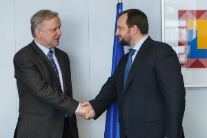 Арбузов рассказал вице-президенту Еврокомиссии о приоритетах экономической политики Украины