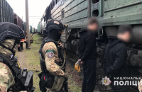 Сімох мешканців Полтавщини підозрюють у розкраданні 5 тис. літрів дизпалива